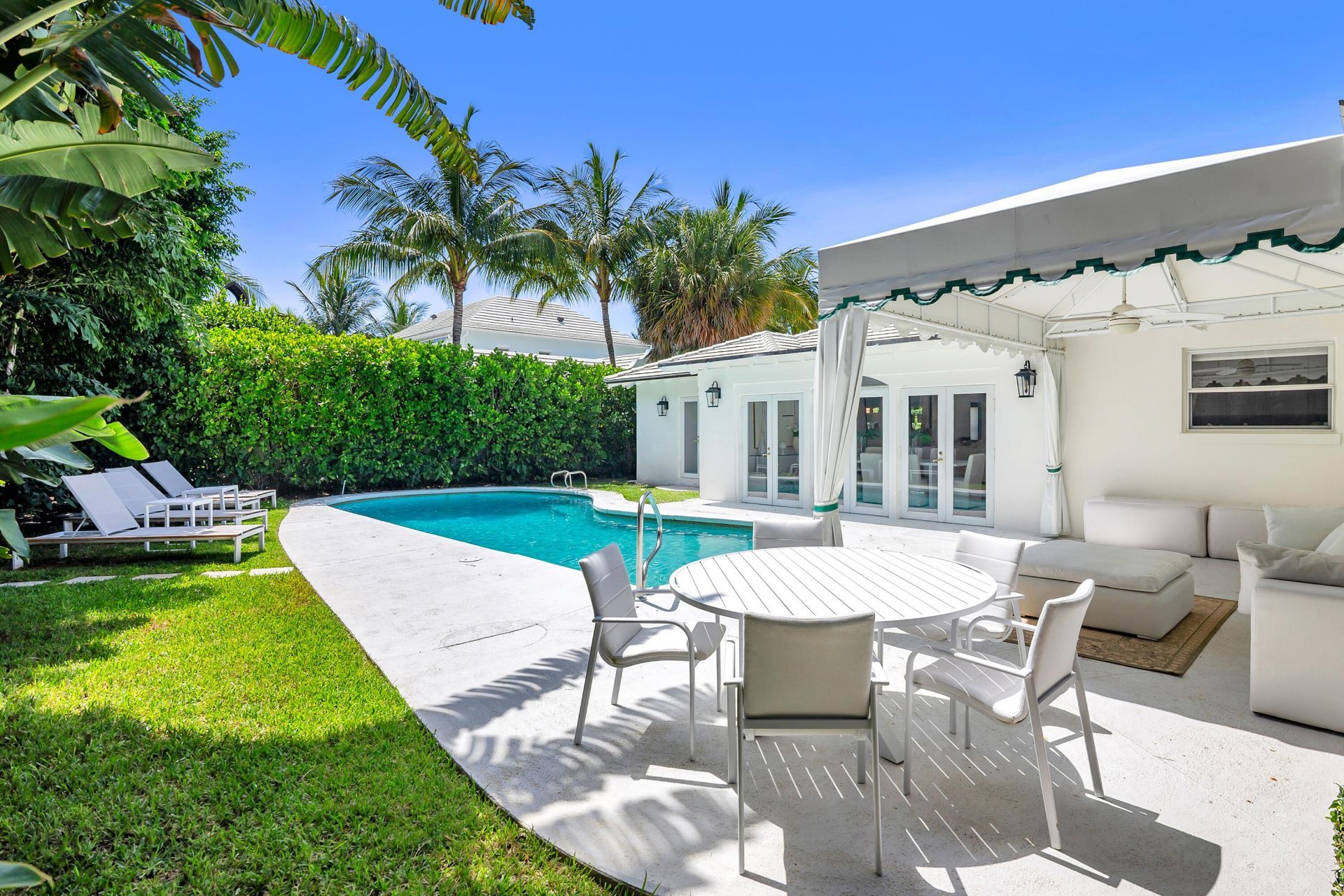 235 Ocean Terrace, Palm Beach, FL 33480 Photo