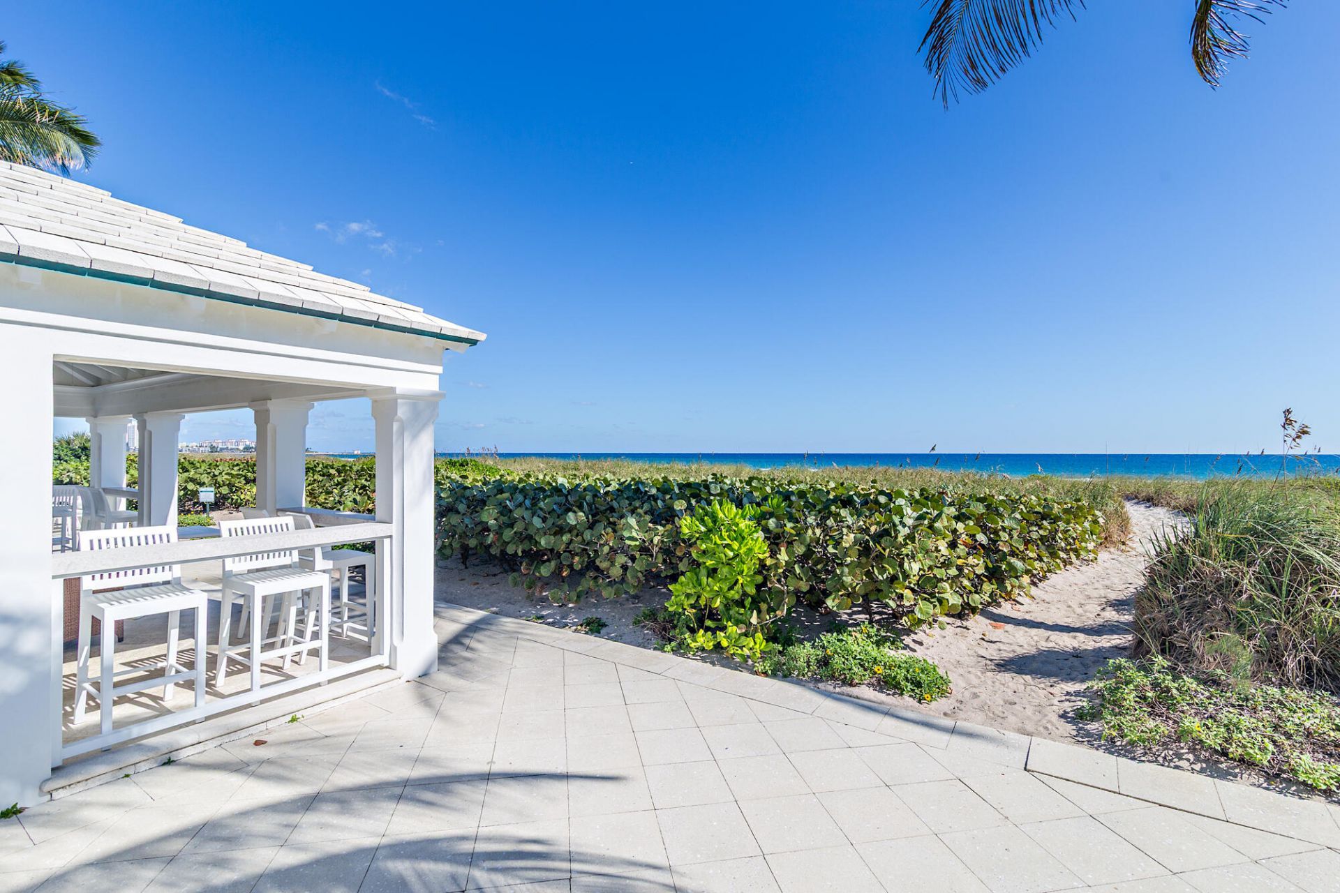 235 Ocean Terrace, Palm Beach, FL 33480 Photo