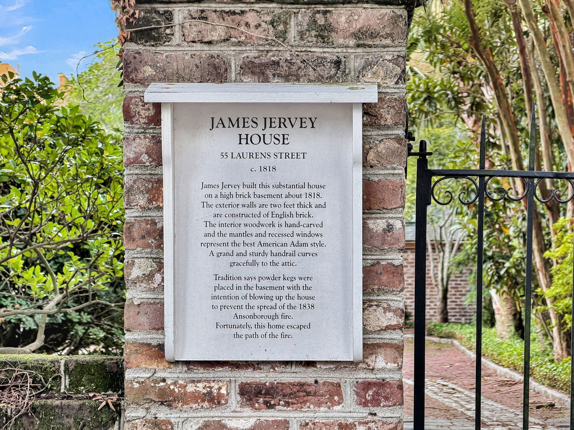 55 Laurens Street Photo 25
