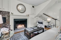 55 Laurens Street photo 4