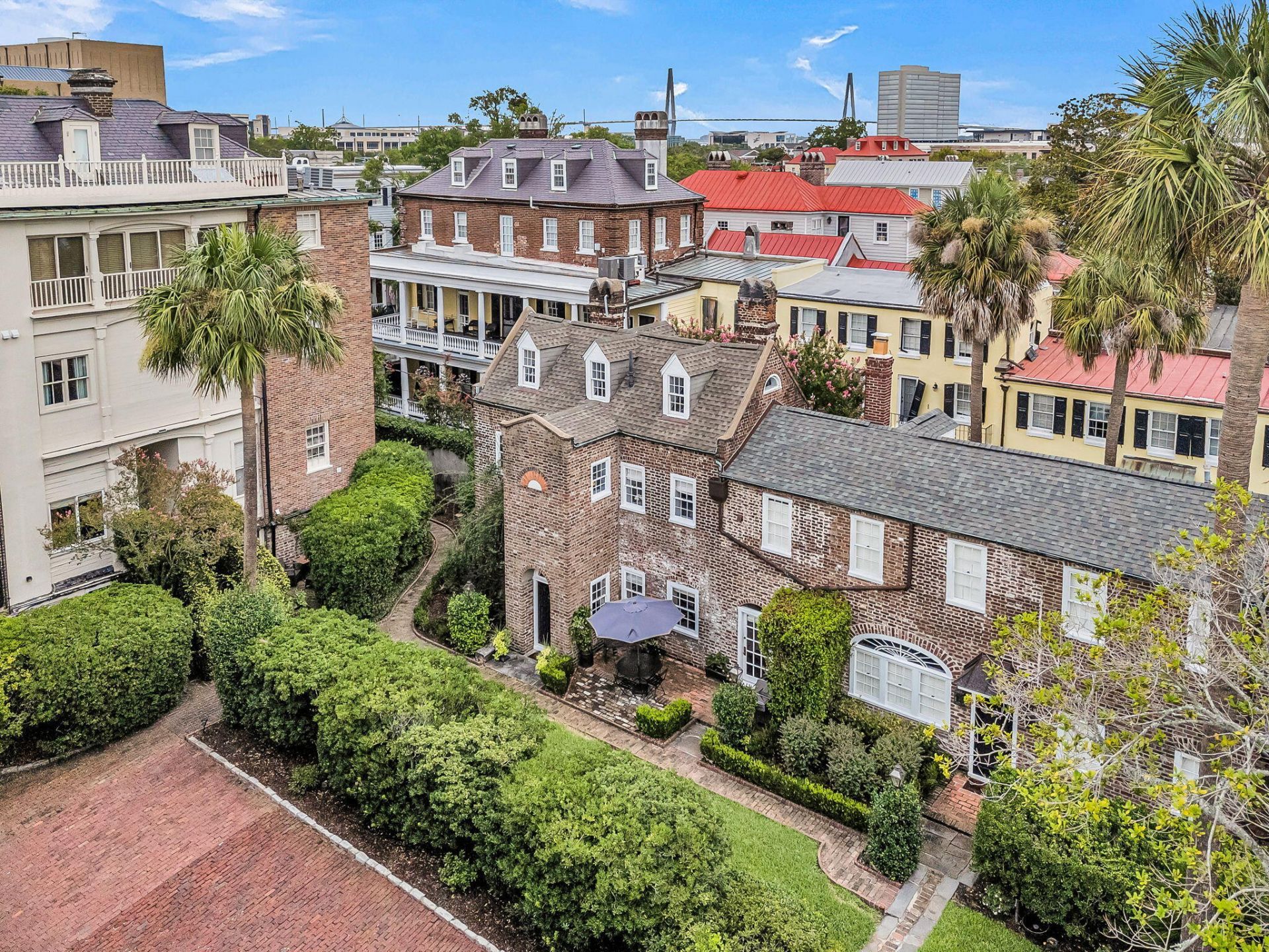 55 Laurens Street Photo 57
