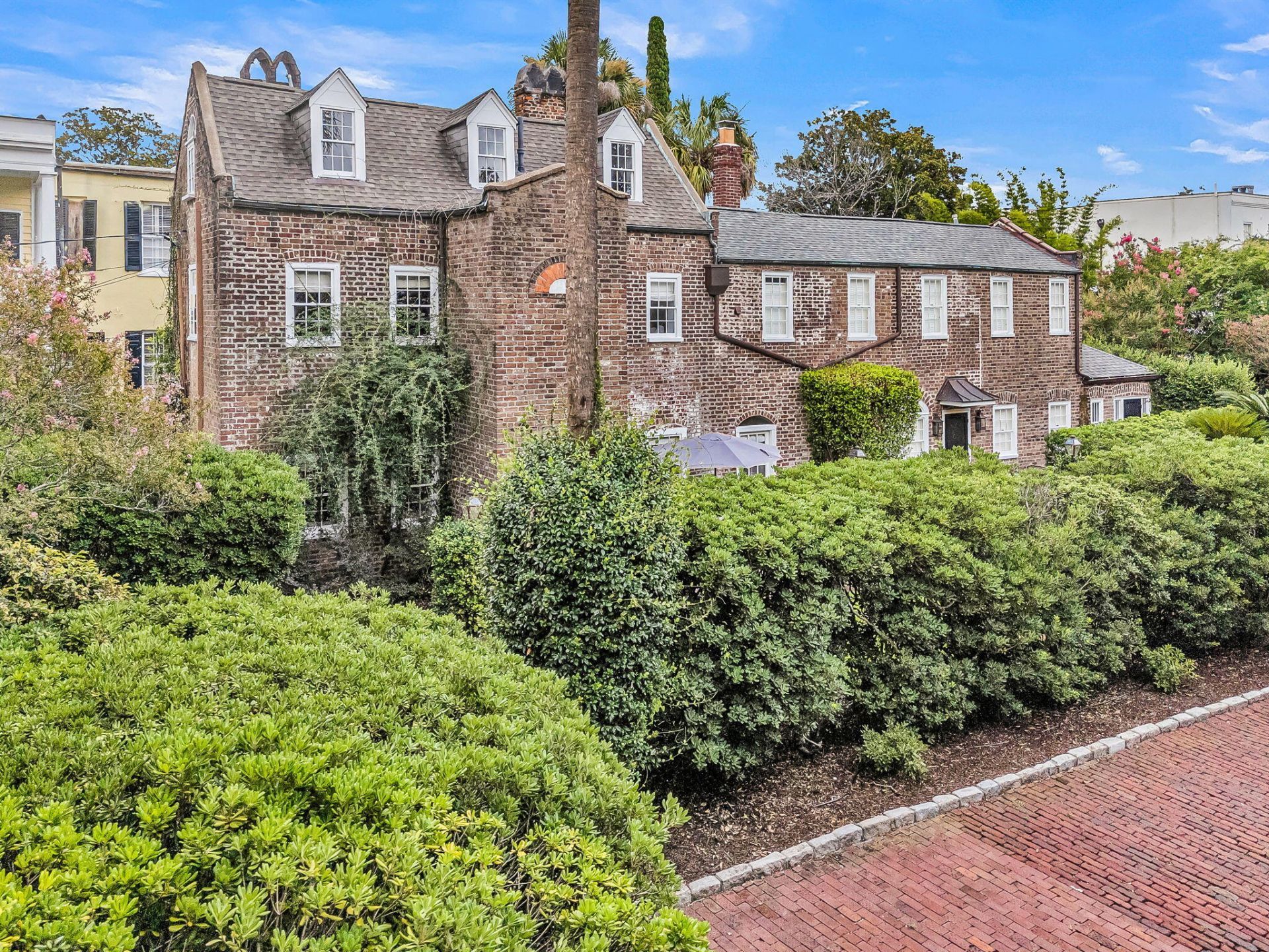 55 Laurens Street Photo 59