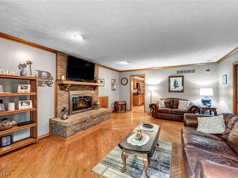 9715 Knightsbridge Lane, Concord Township, OH 44060 Photo 12
