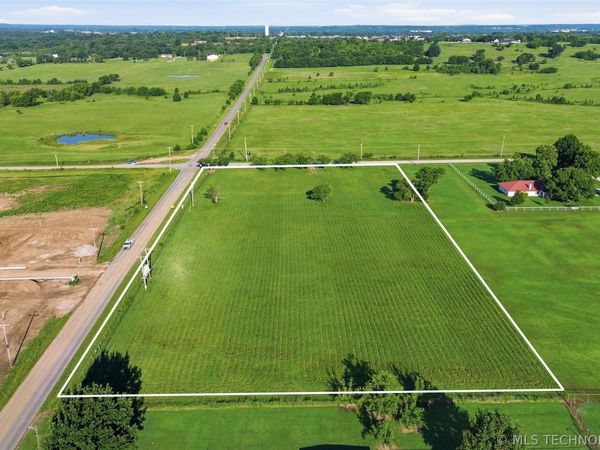 141 S Lewis Avenue , Bixby, OK 74008