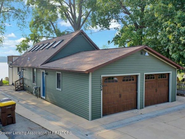 15804 Culver Drive, East Lansing, MI 48823
