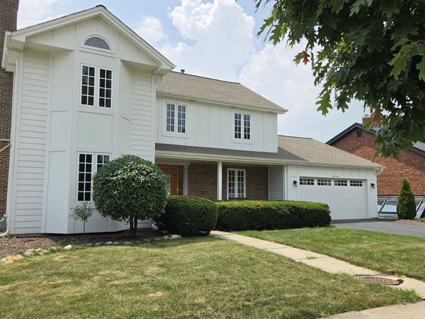 1858 Princeton Circle , Naperville, IL 60565