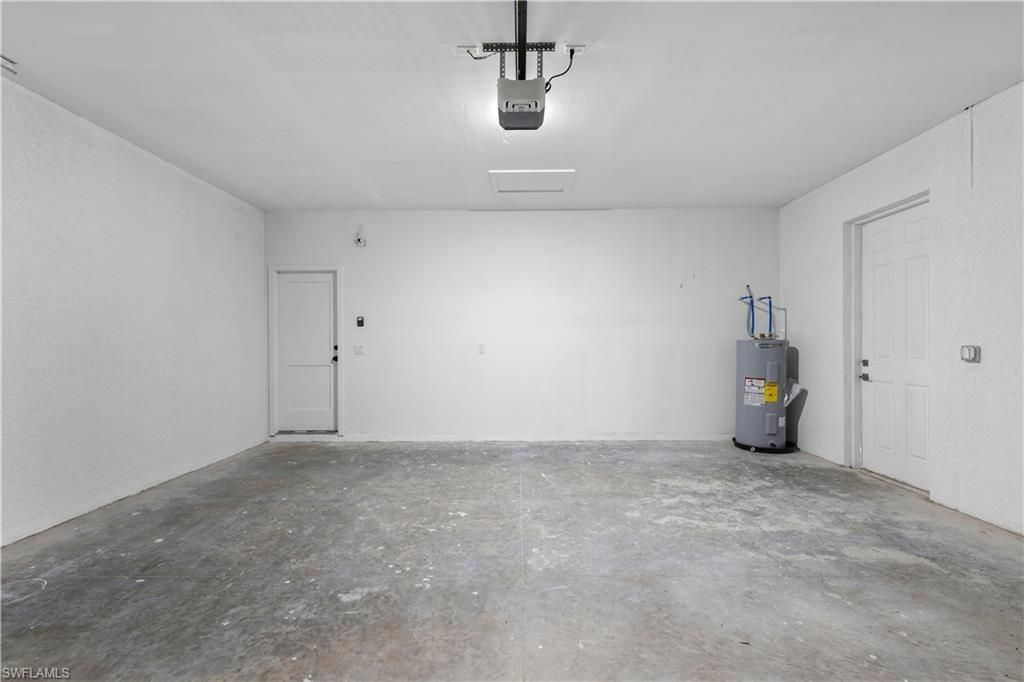 1142 Dutchess St E, Lehigh Acres, FL 33974 Photo