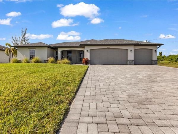 2926 NW 25th ST, CAPE CORAL, FL 33993