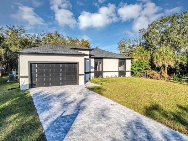 493 SYCAMORE , PORT CHARLOTTE, FL 33954