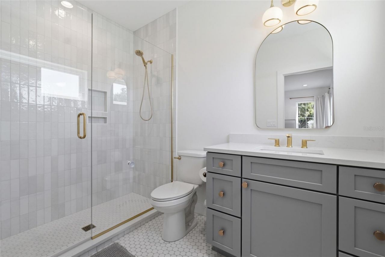 3001 S Osceola Avenue, Orlando, FL 32806 Photo