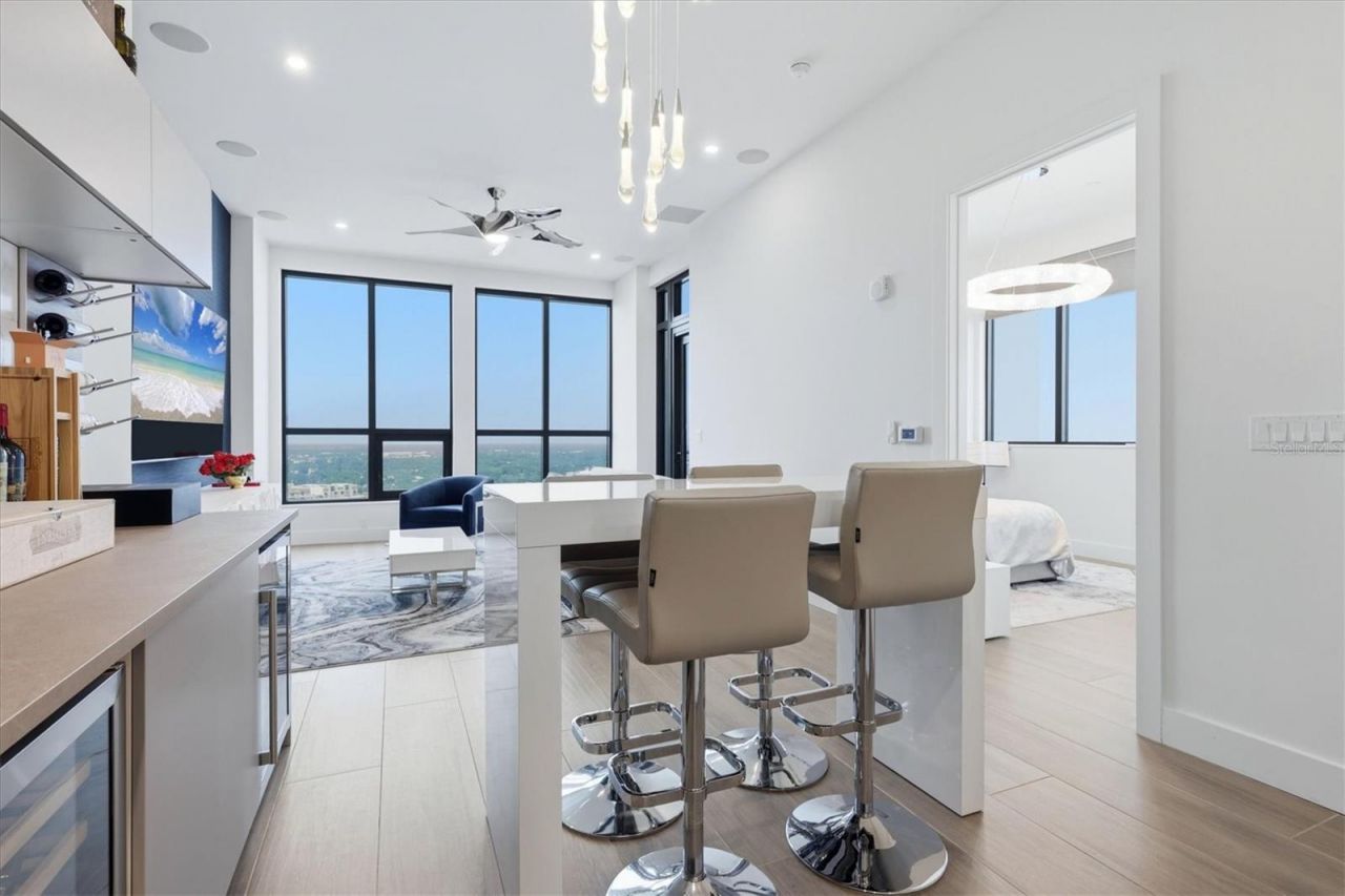 33 S Palm Avenue, Unit 1503, Sarasota, FL 34236 Photo