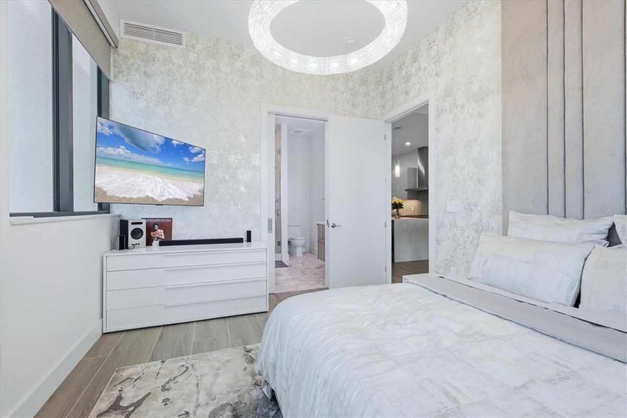 33 S Palm Avenue, Unit 1503, Sarasota, FL 34236 Photo