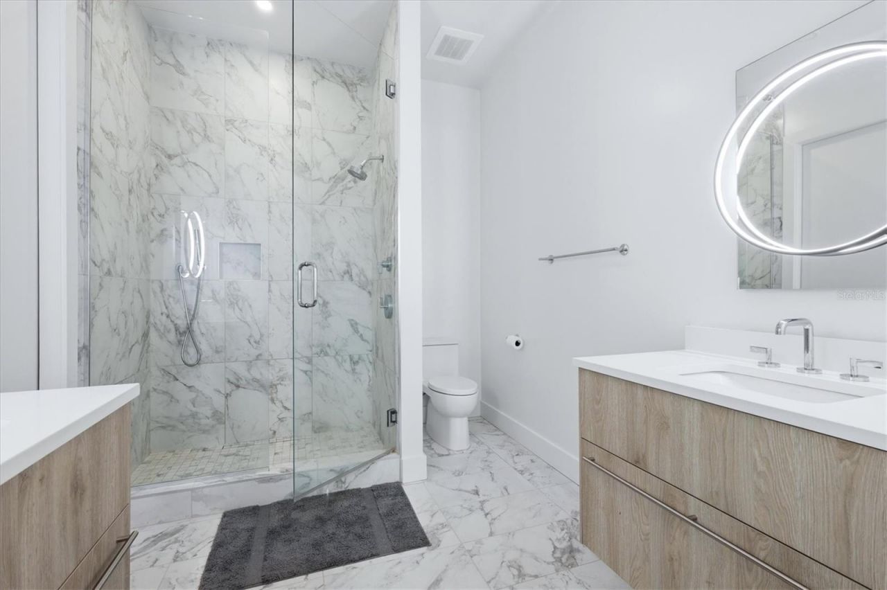 33 S Palm Avenue, Unit 1503, Sarasota, FL 34236 Photo