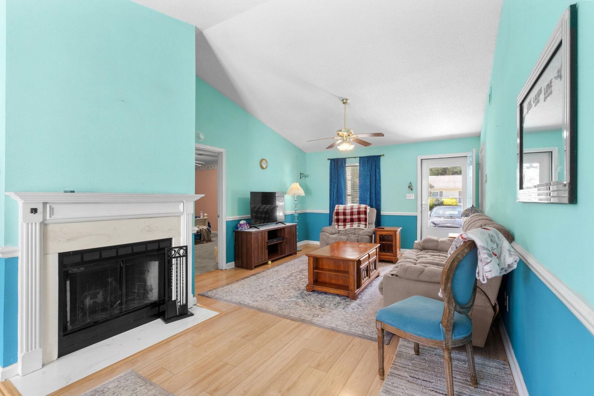 2643 Temperance Dr. Photo 4