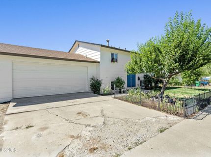 1406 La Loma Drive, Carson City, NV 89701 Photo