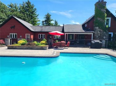 9303 Falls Road , West Falls, NY 14170