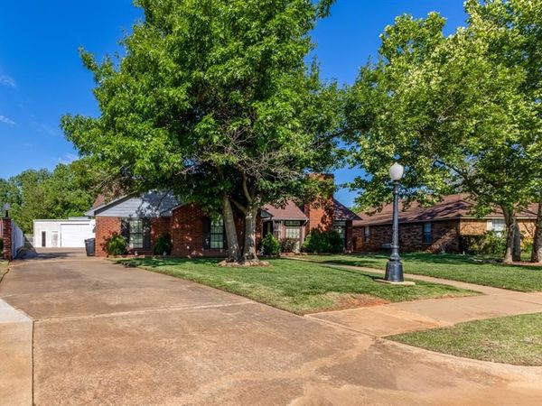 2325 East Hills Drive, Moore, OK 73160