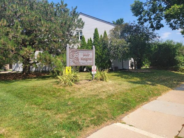 2104 Pike Drive, Unit 2104, Madison, WI 53713