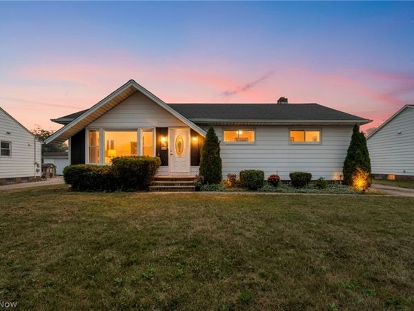 1729 Bellingham Road , Mayfield Heights, OH 44124