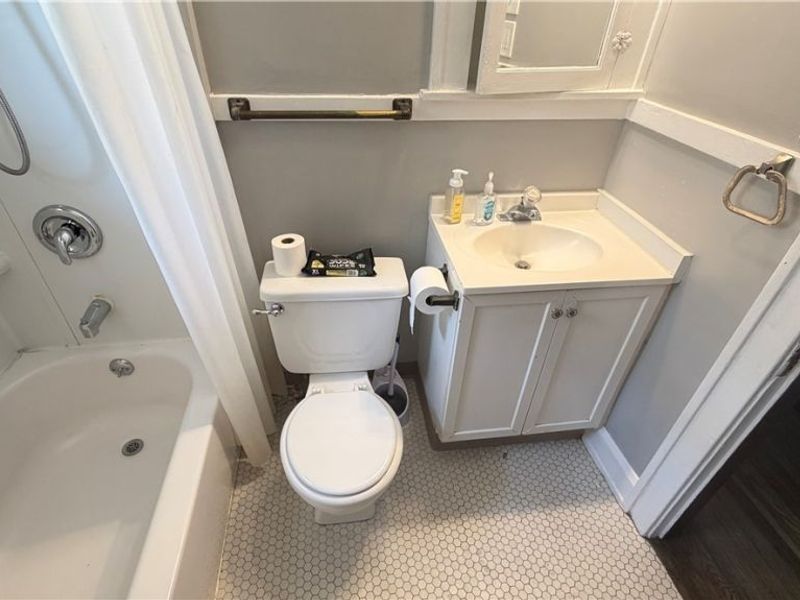 11517 Florian Avenue, Cleveland, OH 44111 Photo 17