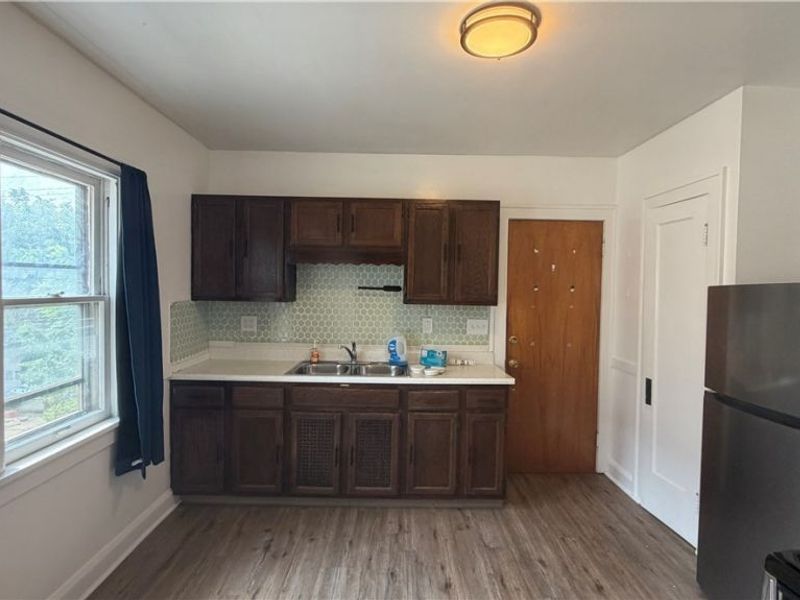 11517 Florian Avenue, Cleveland, OH 44111 Photo 8