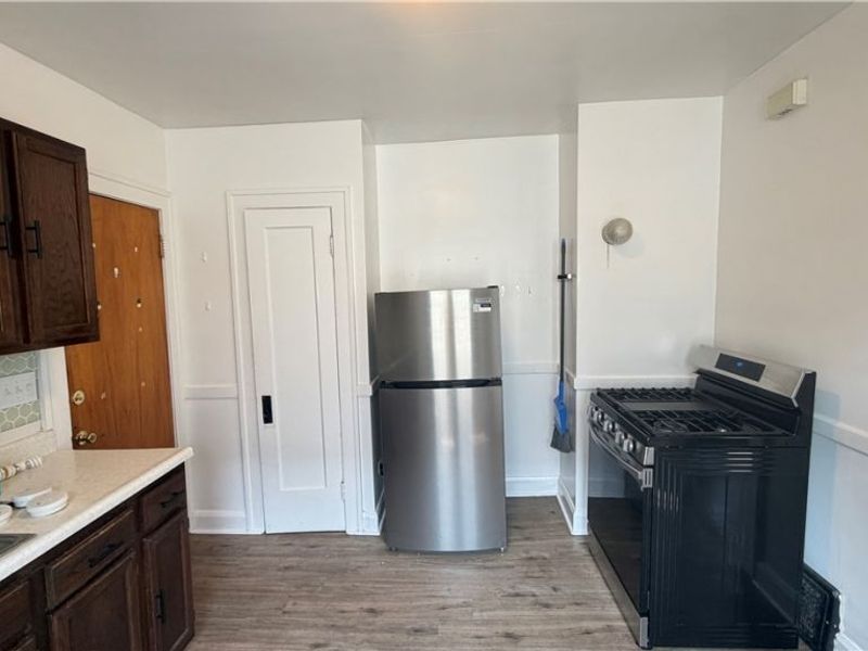 11517 Florian Avenue, Cleveland, OH 44111 Photo 9
