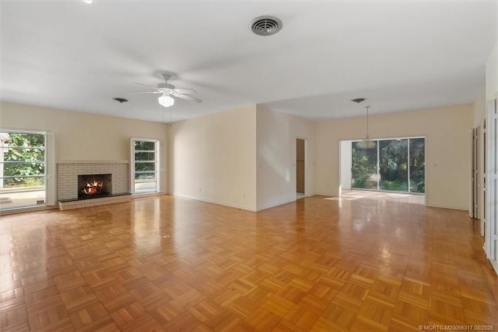 24 N Via Lucindia, Sewalls Point, FL 34996 Photo