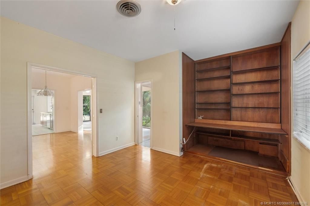 24 N Via Lucindia, Sewalls Point, FL 34996 Photo