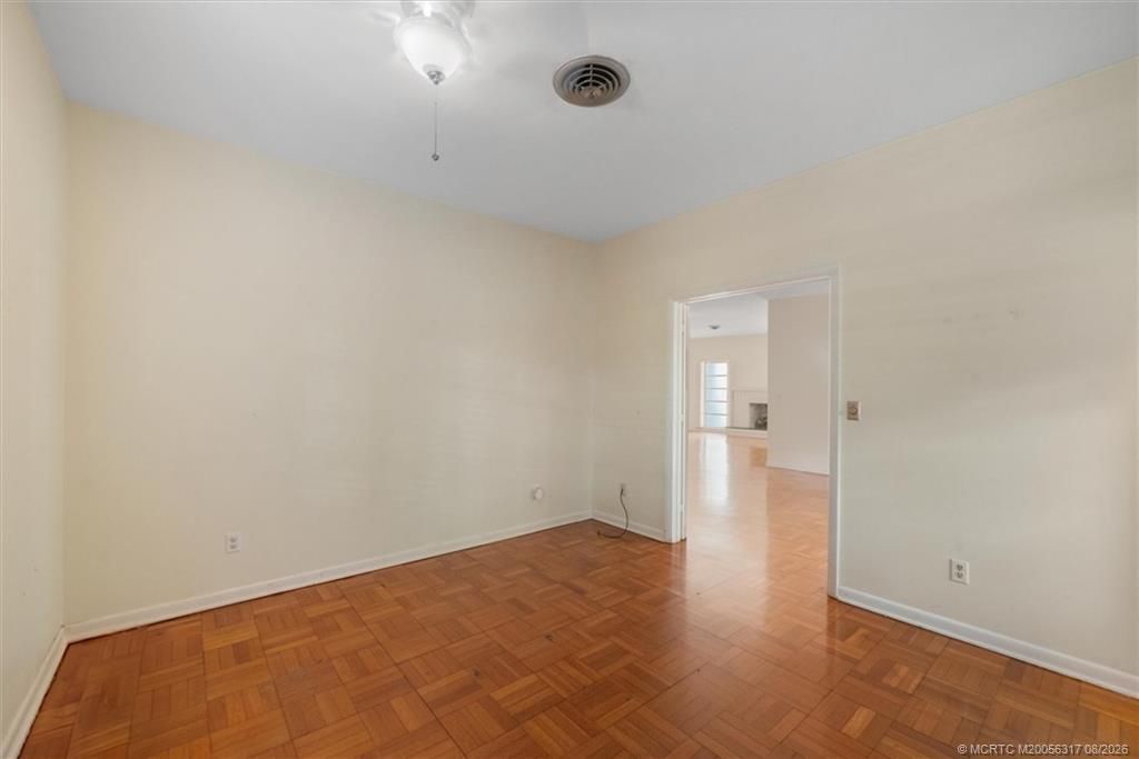 24 N Via Lucindia, Sewalls Point, FL 34996 Photo