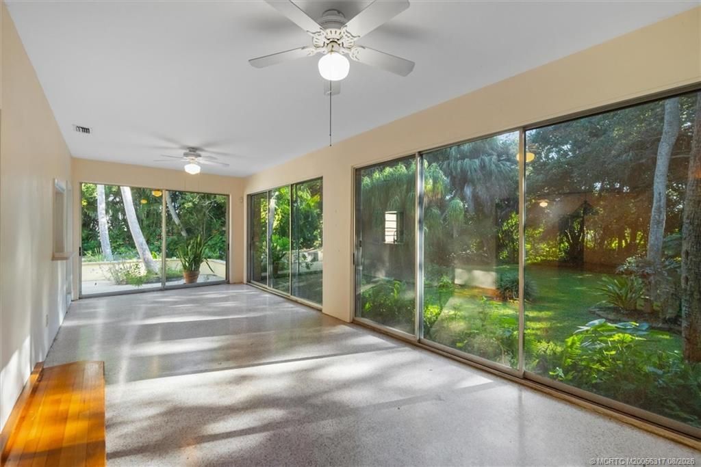 24 N Via Lucindia, Sewalls Point, FL 34996 Photo