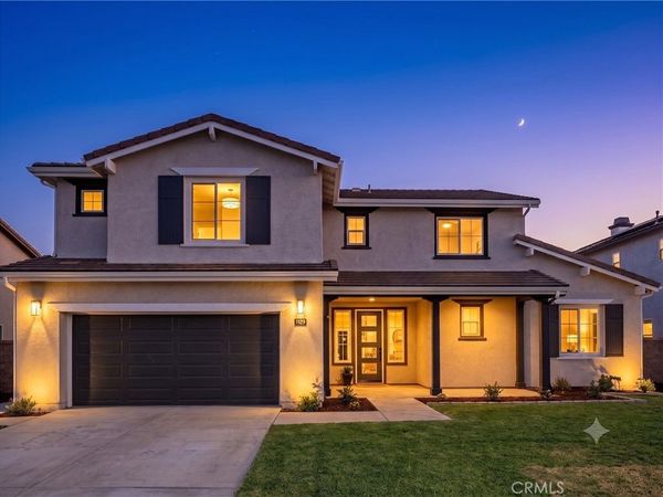 7529 Elm Grove Avenue , Eastvale, CA 92880