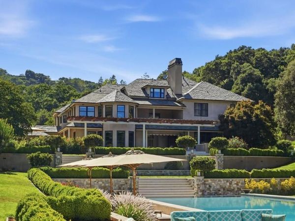 25355 La Loma Drive, Los Altos Hills, CA 94022
