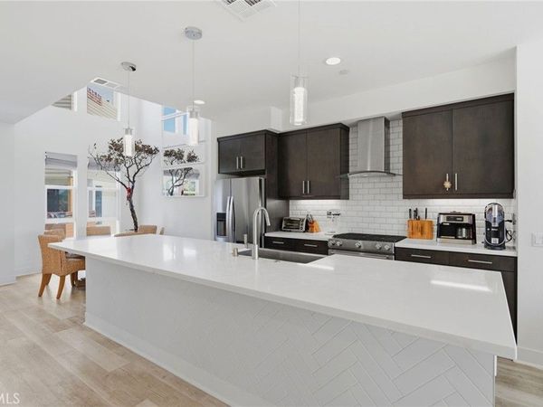 1660 Topanga , Costa Mesa, CA 92627