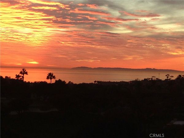 32 Dauphin , Dana Point, CA 92629