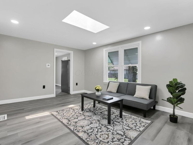 1820 Hopkins Avenue, Columbus, OH 43223 Photo 6