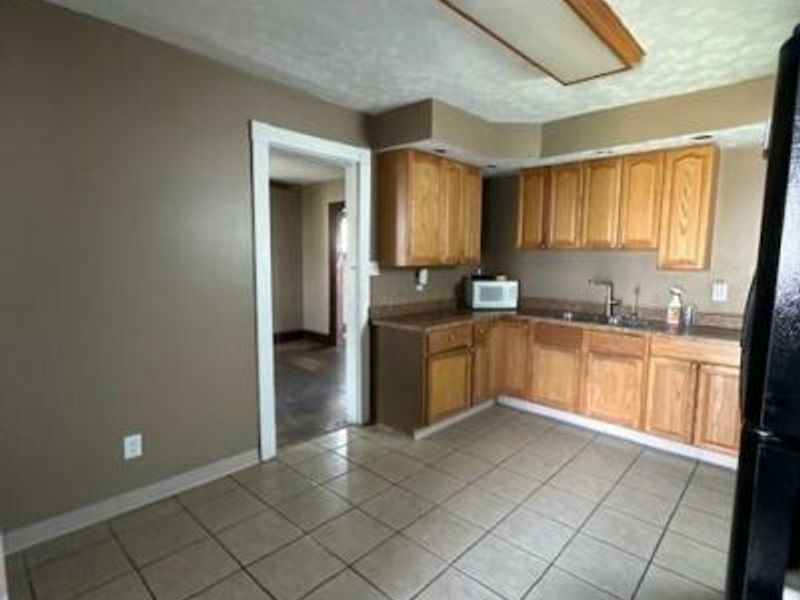 1080 Linden Avenue , Dayton, OH 45410 Photo 7