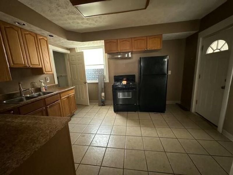 1080 Linden Avenue , Dayton, OH 45410 Photo 8