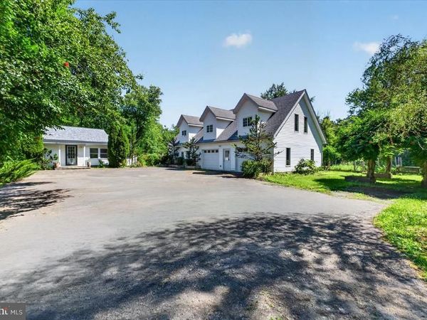37 BROADWAY ROAD, BELLE MEAD, NJ 08502