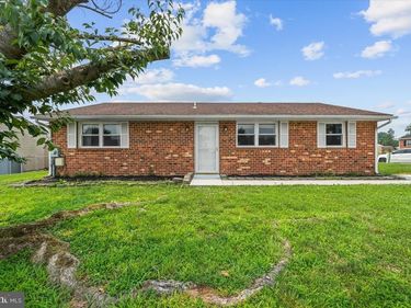 2 WILLIAMS COURT, NEWARK, DE 19702