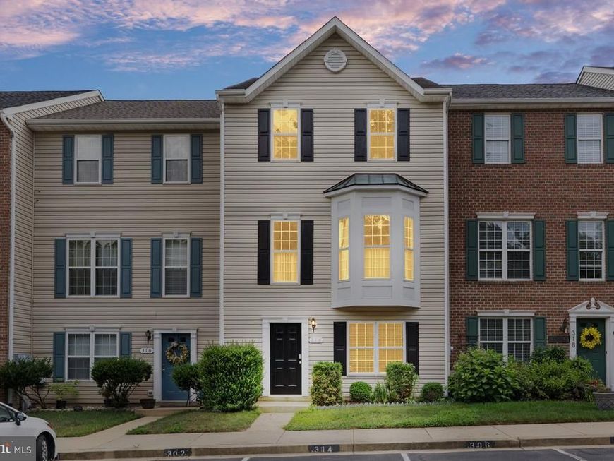 314 Cambridge Place, Prince Frederick, MD 20678 Main Photo