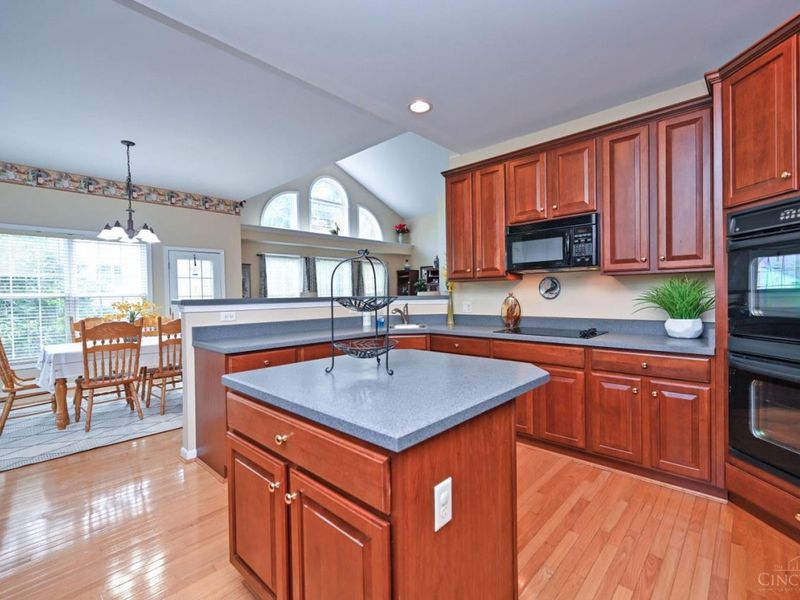 4378 Serpentine Way, Mason, OH 45040 Photo 12
