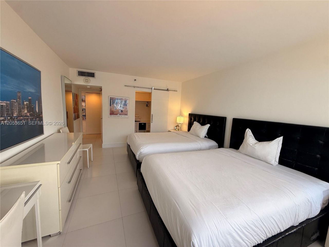 100 Lincoln Rd , Unit 1035, Miami Beach, FL 33139 Photo