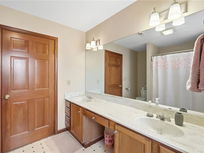 185 Woods Edge Court, Union Township, OH 45177 Photo 43