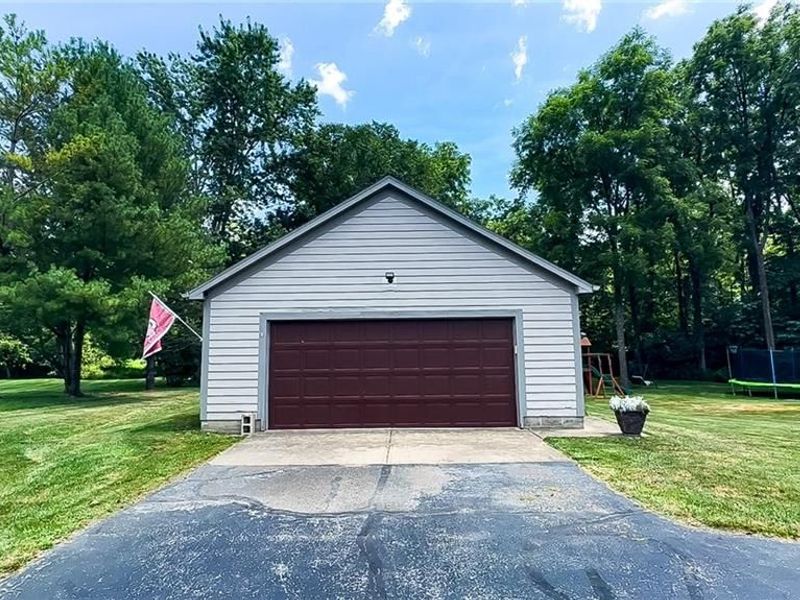 185 Woods Edge Court, Union Township, OH 45177 Photo 7