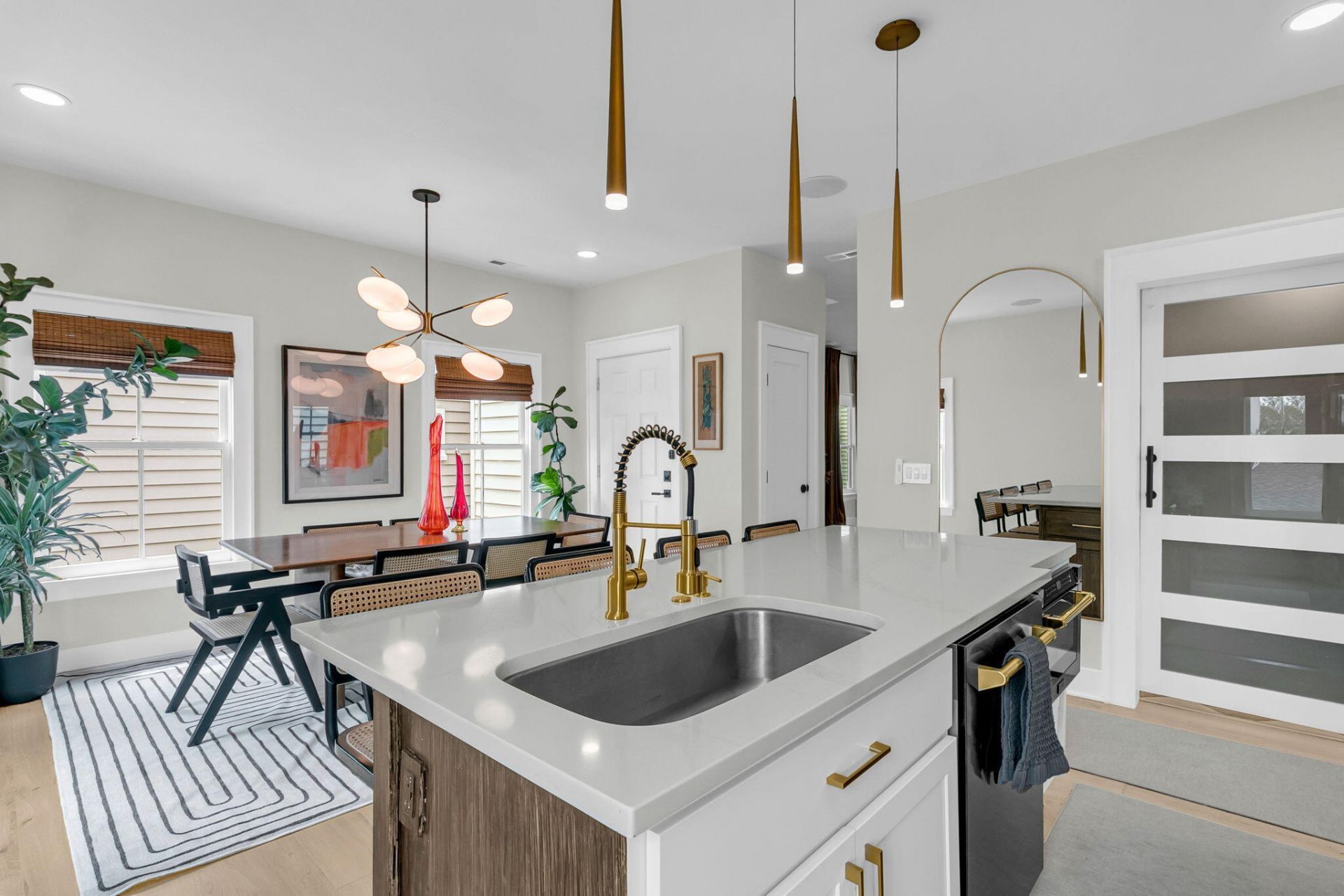 72 Hanover Street Photo 10