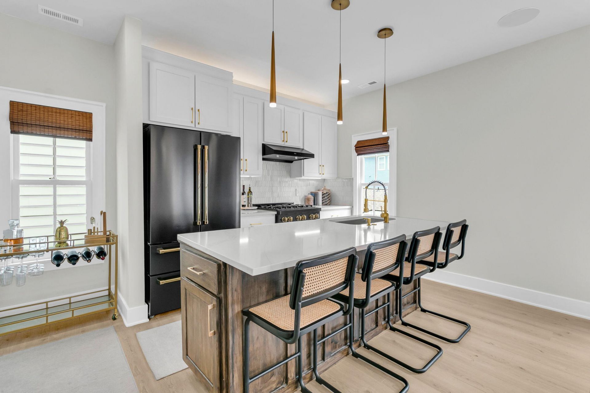 72 Hanover Street Photo 16