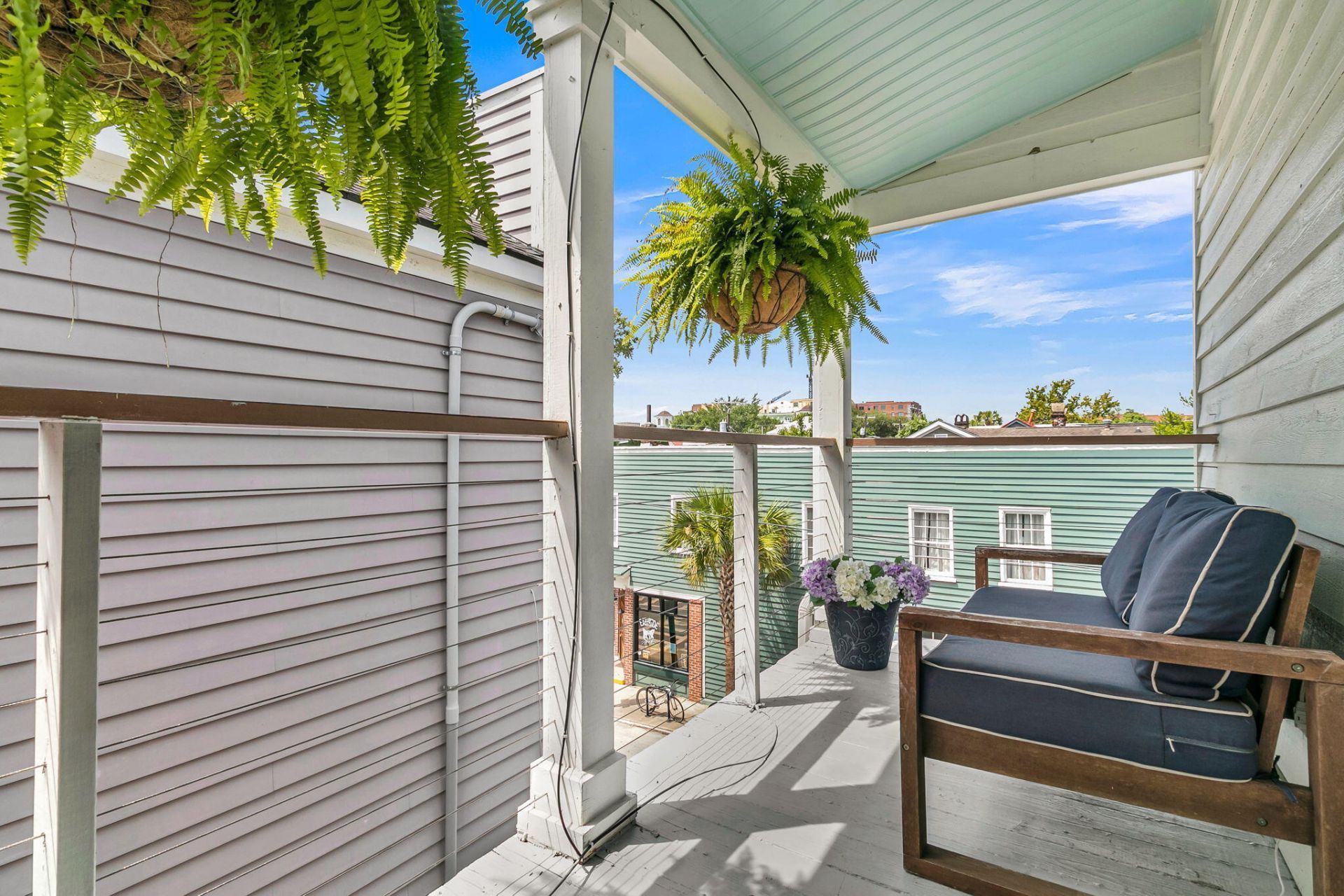 72 Hanover Street Photo 41