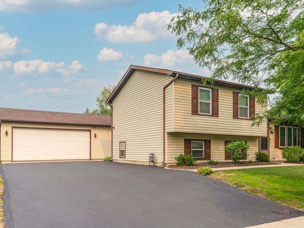 916 Lorelei Drive , Zion, IL 60099
