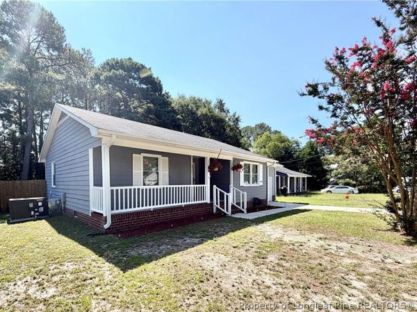 5122 Double Oaks Drive, Fayetteville, NC 28306