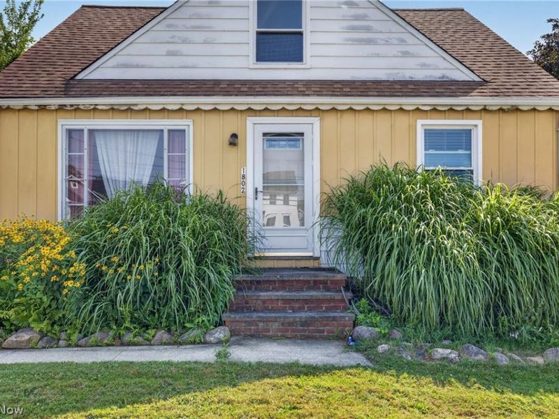 1802 Lincoln Road, Wickliffe, OH 44092 Photo 1